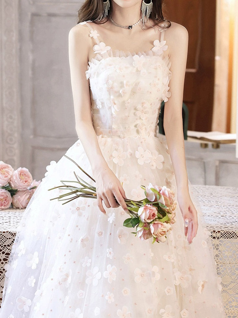 Sweet White Flower A-line Flora Wedding Dress - DollyGown