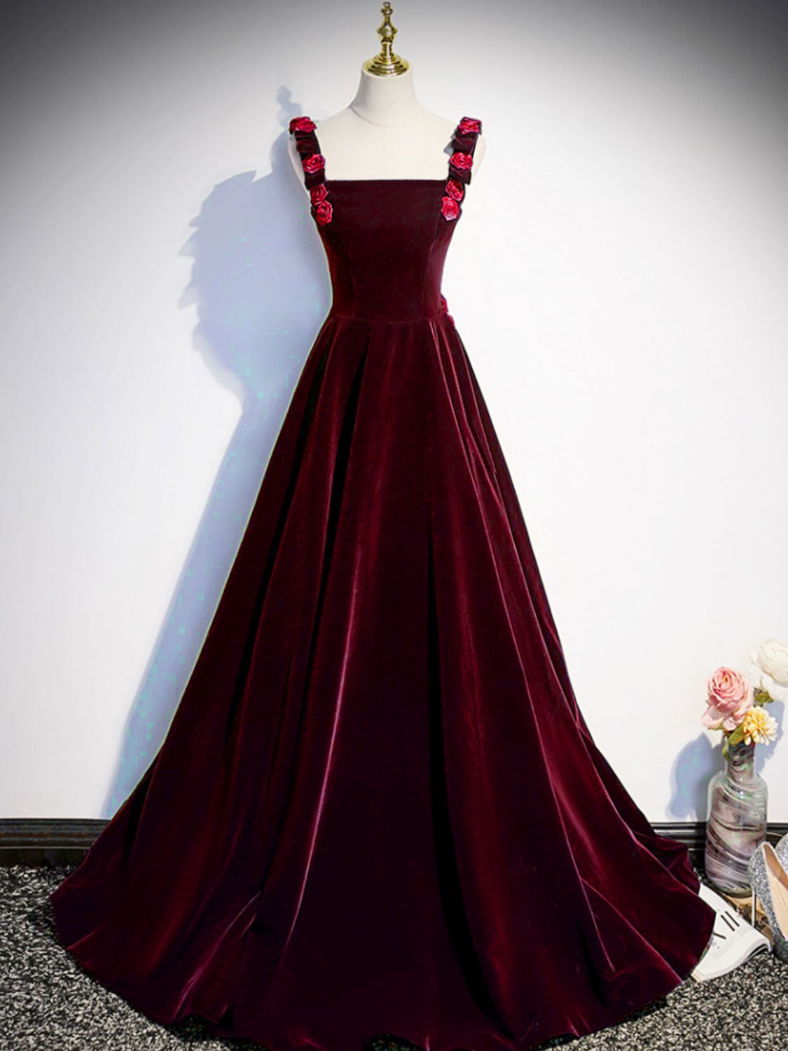 Emerald Green Velvet Rose Straps A-line Prom Dress Emerald Green Velvet Rose Straps A-line Prom Dress