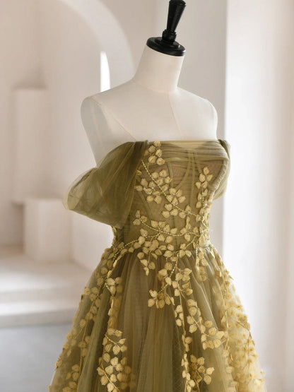 Illusion Tulle Strapless A-line Prom Dress with Lace Appliques