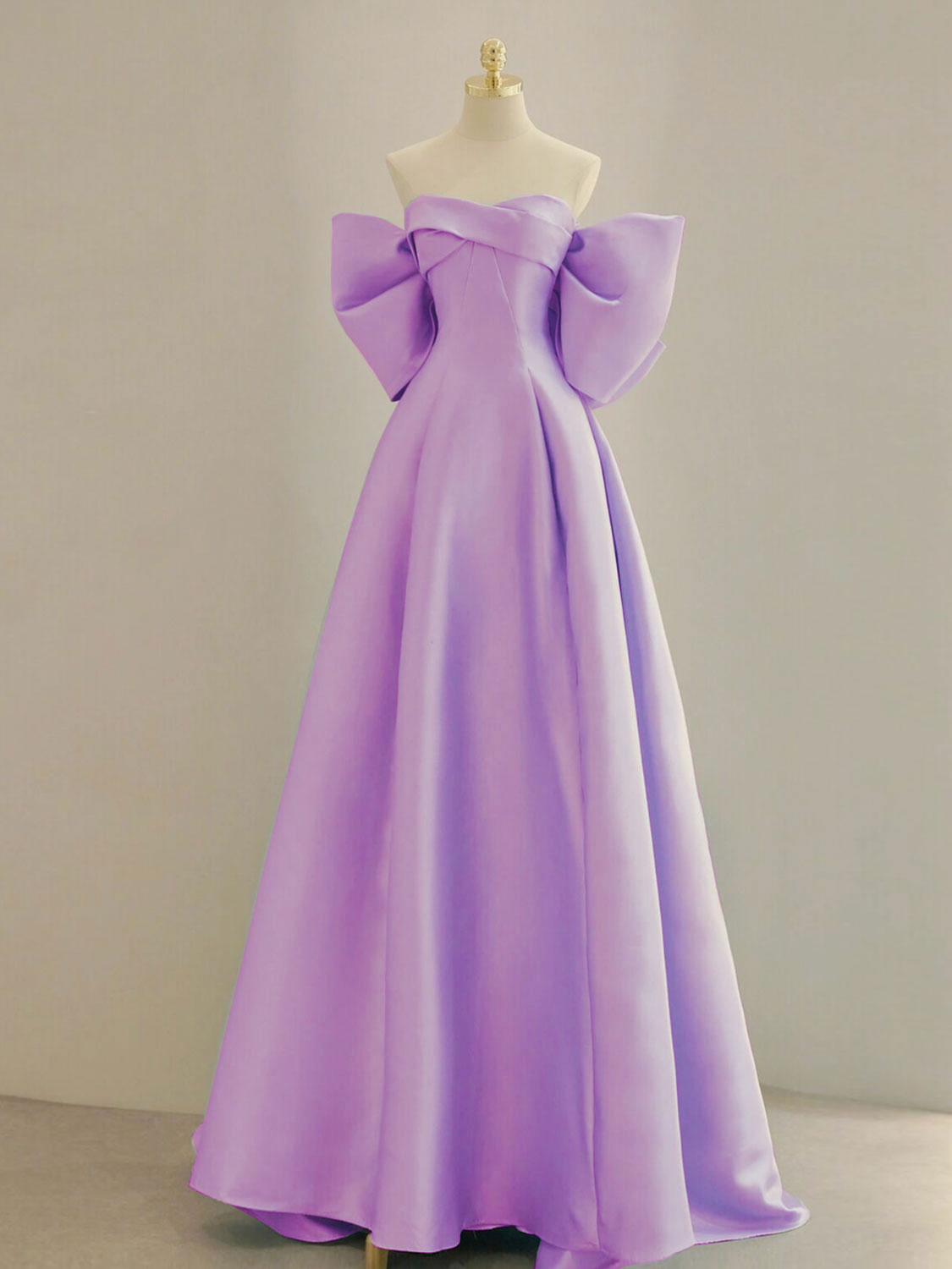 Light Blue A-line Strapless Satin Long Formal Dress with Bow Back Light Blue A-line Strapless Satin Long Formal Dress with Bow Back