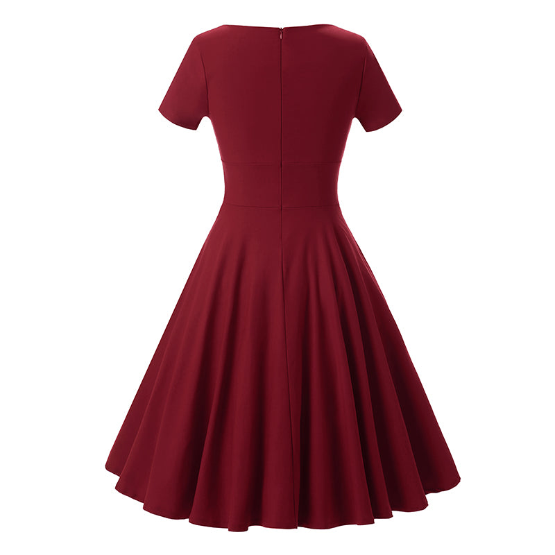 Vintage Short Burgundy Modest Bridesmaid Dresses with Short Sleeves