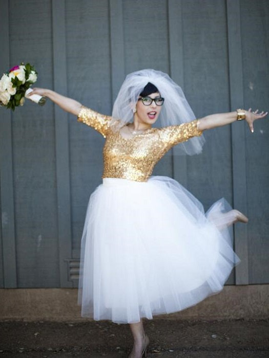 Country Style Gold Sequins Top Short Wedding Dress with 1/2 Sleeves