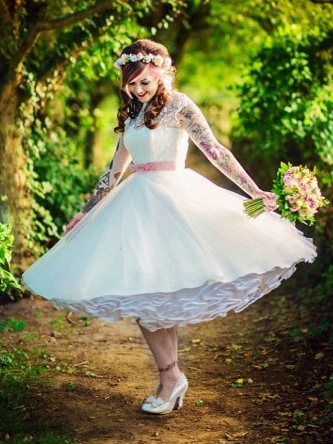 Country Style Scoop Neck Retro Wedding Dress Tea Length,50s Style Wedding Dress,20110630-Dolly Gown