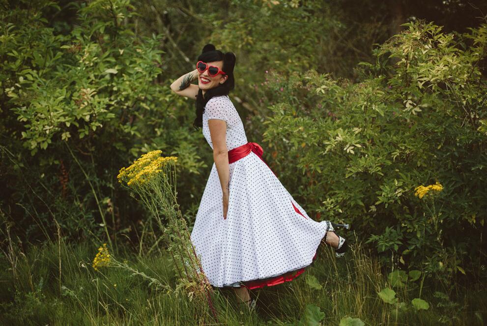 Country Style Vintage Cap Sleeves Chiffon Tea Length Wedding Dress with Black Polka Dots,20110227-Dolly Gown