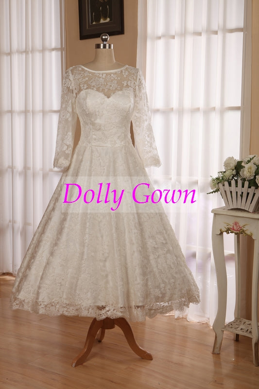 Classic Vintage Audrey Hepburn 1950s Tea Length Lace Wedding Dress with Sleeves Classic Vintage Audrey Hepburn 1950s Tea Length Lace Wedding Dress with Sleeves