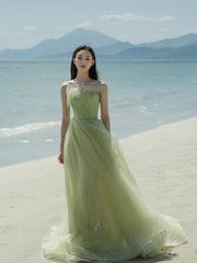 green boho wedding dress For the love of green wedding dresses Featuring our Meadow in forest green , , , #weddingdressshopping #weddingdressinspiration #weddingdress #BohoBride #romanticbride #bride #bridalfashion