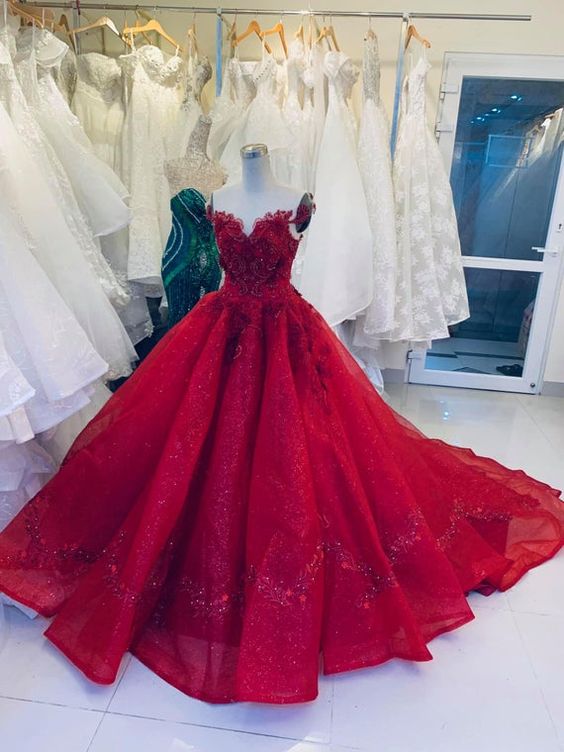 Luxury Red Ball Gown Puffy Prom Dress - Dollygown