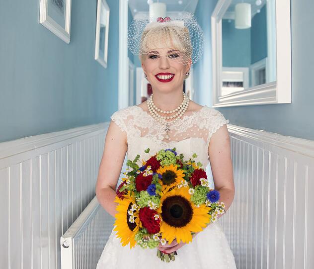 New Arrival Polka Dot Lace Appliques Tea Length Rustic Country Wedding Dress,20101616-Dolly Gown