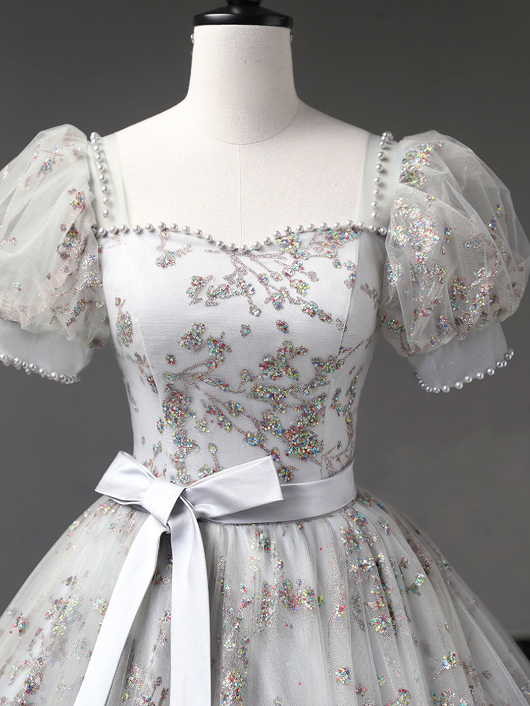 Silver Grey Square Neck Lace Ball Gown Quinceanera Dress with Short Sleeves Silver Grey Square Neck Lace Ball Gown Quinceanera Dress with Short Sleeves