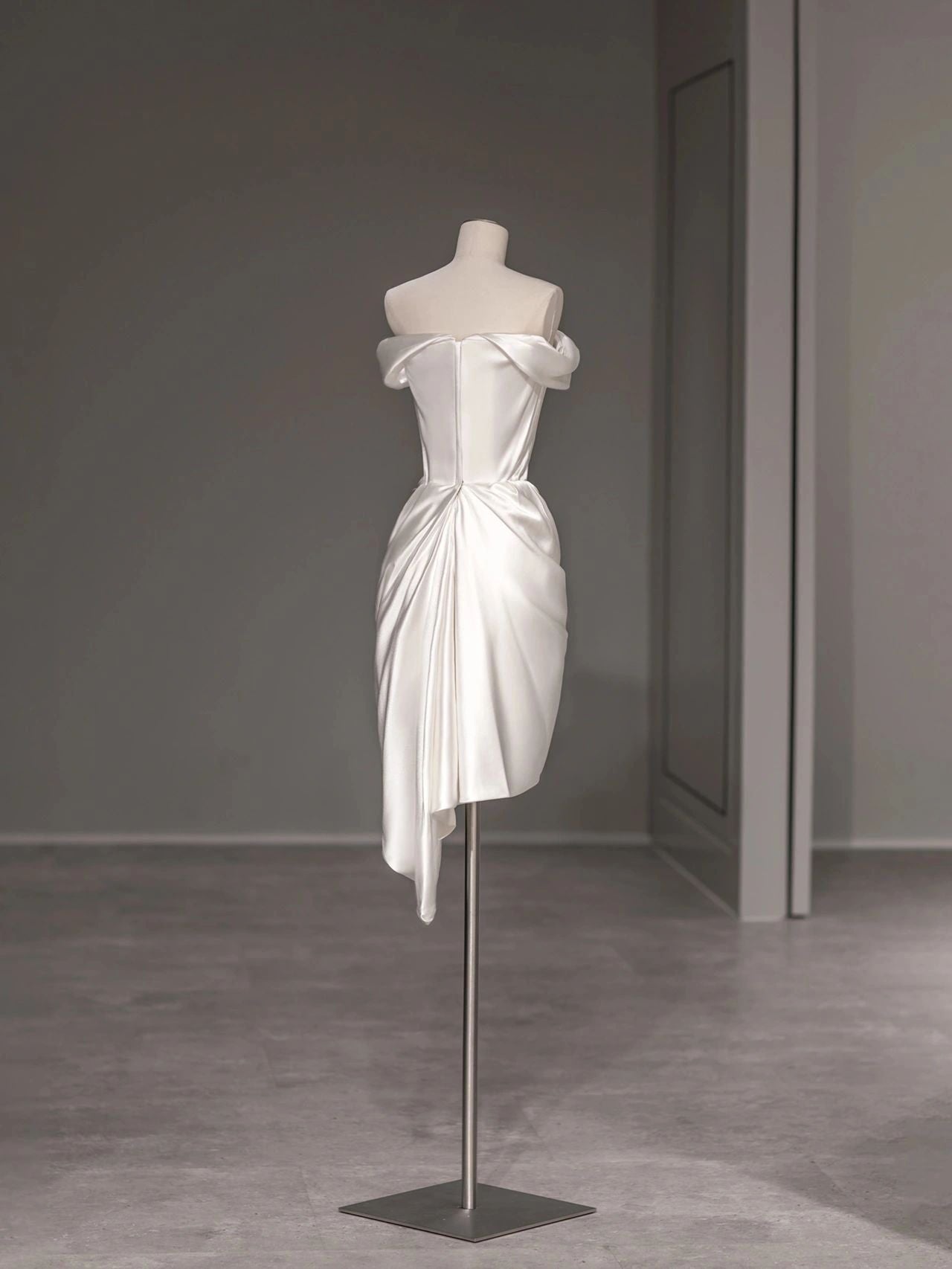 Off the Shoulder Short Silk Wedding Dress Off the Shoulder Short Silk Wedding Dress