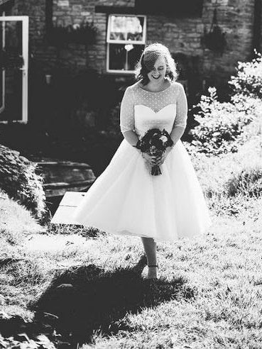 Retro Country Style Polka Dot Tea Length Wedding Dress with 1/2 Sleeves