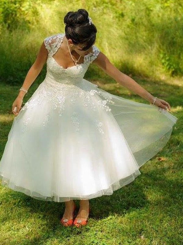 Rustic Vintage inspired 50s Lace Tulle Tea Length Wedding Dress with Cap Sleeves,GDC1520-Dolly Gown