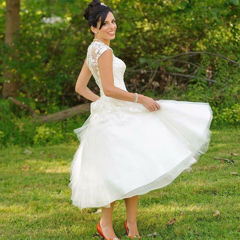 Rustic Vintage inspired 50s Lace Tulle Tea Length Wedding Dress with Cap Sleeves Rustic Vintage inspired 50s Lace Tulle Tea Length Wedding Dress with Cap Sleeves