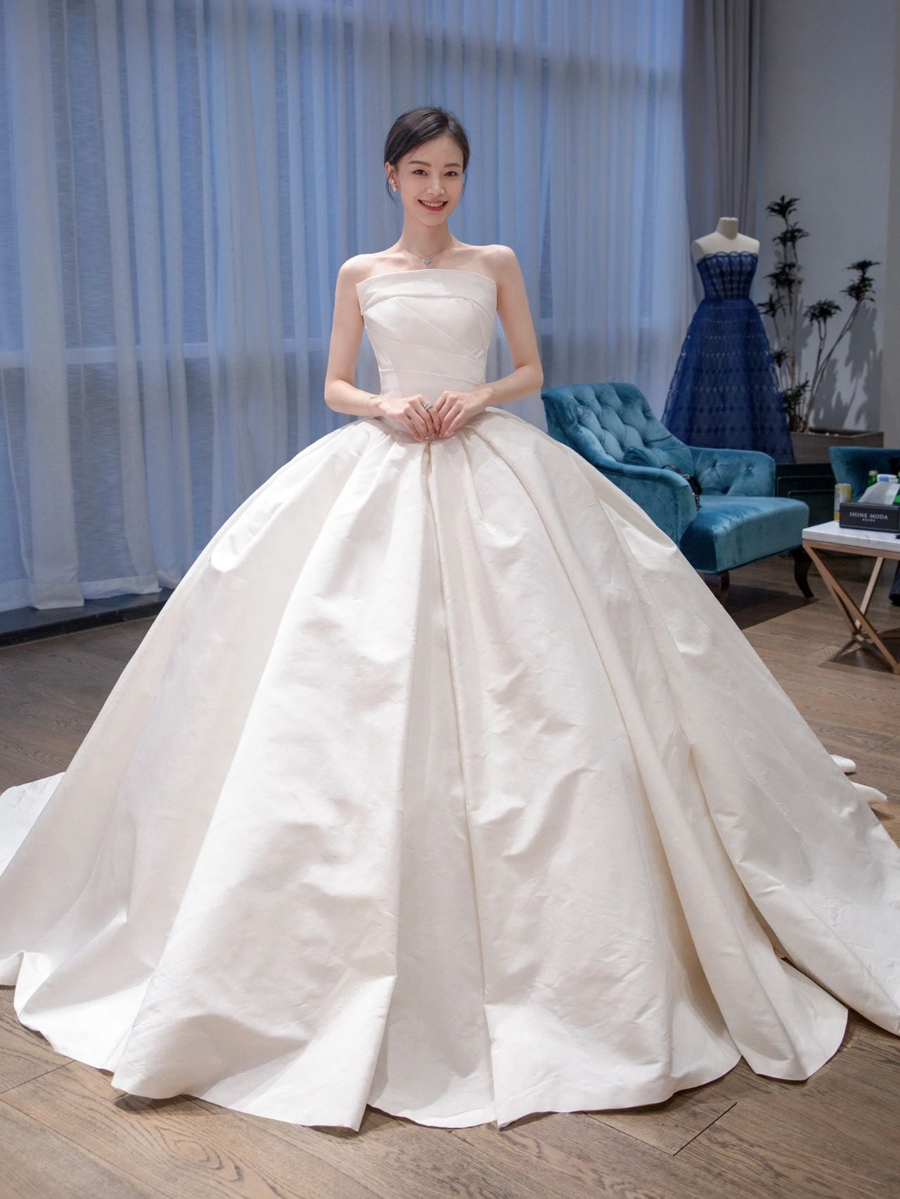 Simple Ball Gown Silk Taffeta Wedding Dress - DollyGown