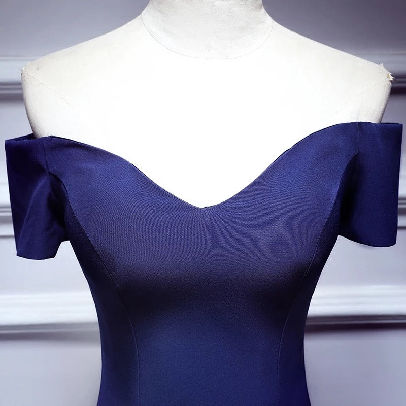 Tight Fitted Prom Dress in Navy Blue - DollyGown
