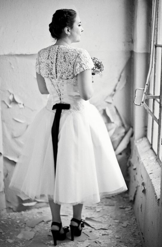 Vintage Style Tea Length Wedding Dress for Older Brides Vintage Style Tea Length Wedding Dress for Older Brides