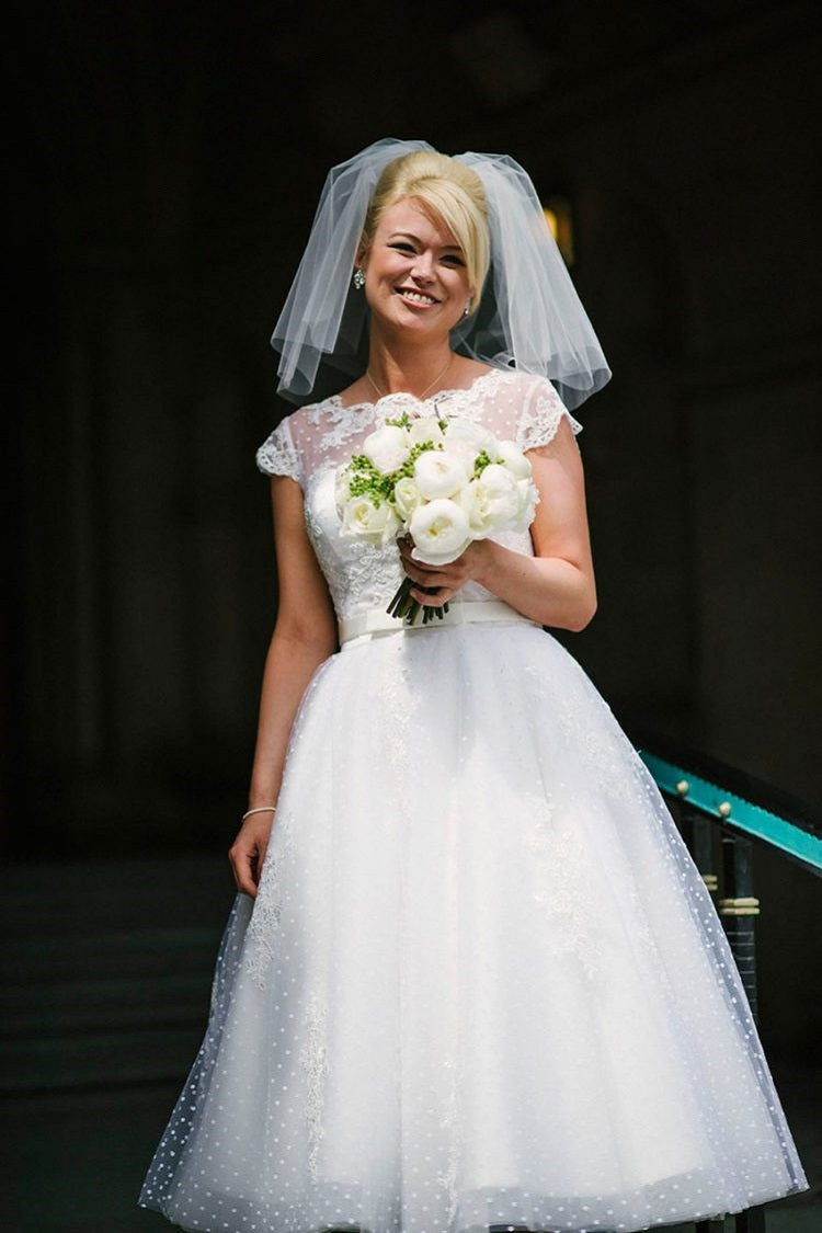 Vintage style Cap Sleeves Lace Short Wedding Dress with Polka Dots,Rockabilly Hochzeitskleider,20021502
